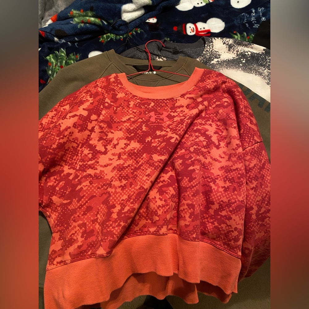 under armour cropped sweater